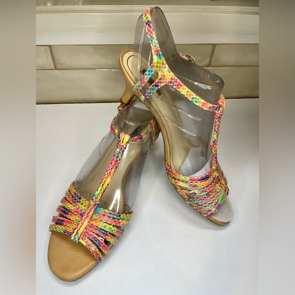 Alex Marie NIB Lanelle multi color t-strap kitten heel sandals - 8M - Picture 1 of 9